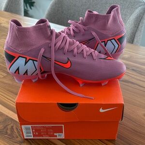 Nike Mercurial Superfly 10 Pro FG Soccer Cleats Women’s Sz 7.5/Men’s size 6. NIB